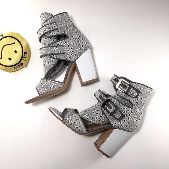 Laurence Dacade Eyelet Heels,  IT 36, Never Worn - Picture 6 of 11